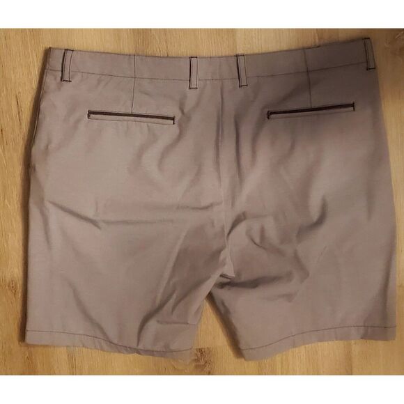 Tommy Bahama Shorts Golf Men's 42 Active Warm Grey Rib Pattern Poly/Cotton/Spndx - Picture 7 of 16